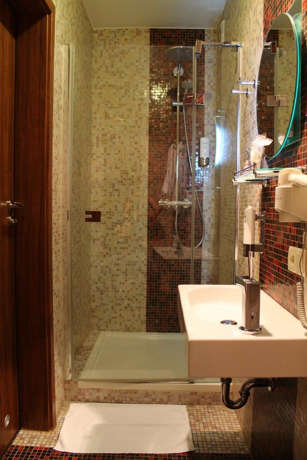 Hotel Linder Malnia Phòng bức ảnh