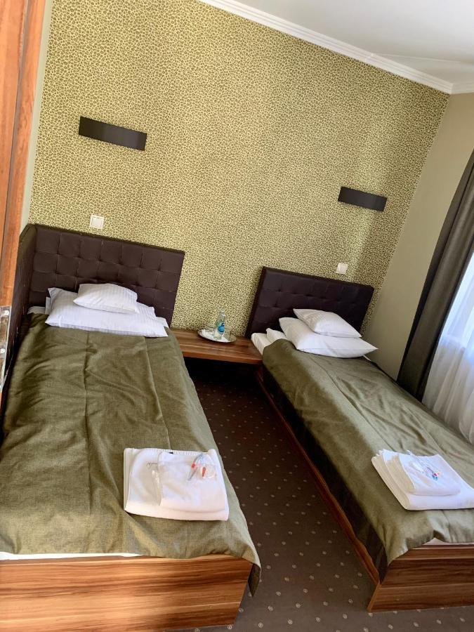 Hotel Linder Malnia Ngoại thất bức ảnh